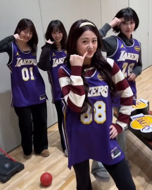 LE SSERAFIM Unisex Custom Swingman Jersey